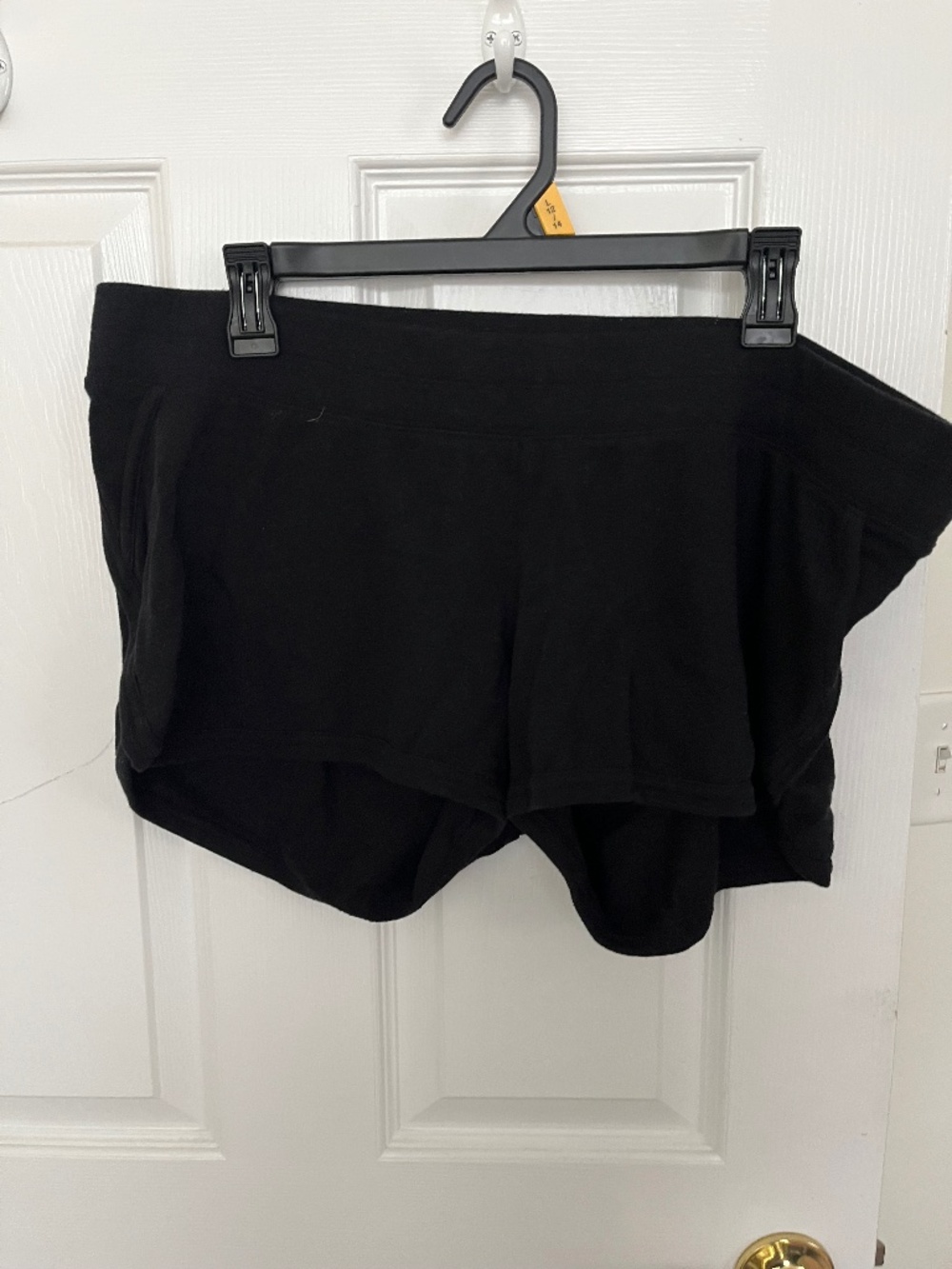 Black maternity short